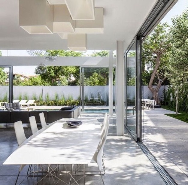 Productontwikkeling Aluminium lift en schuifdeur met een geluidsisolatiecoëfficiënt van 35 dB