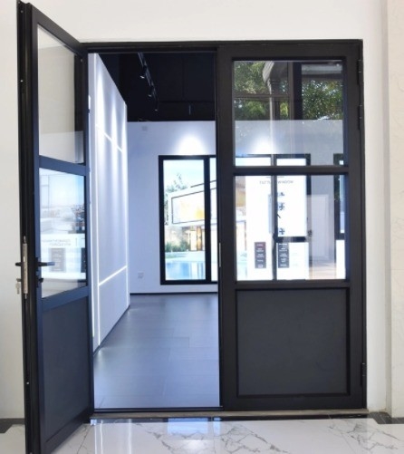 Moderne externe beveiliging waterdichte aluminiummetailleur omhulde deuren met 10 afdichtingslagen