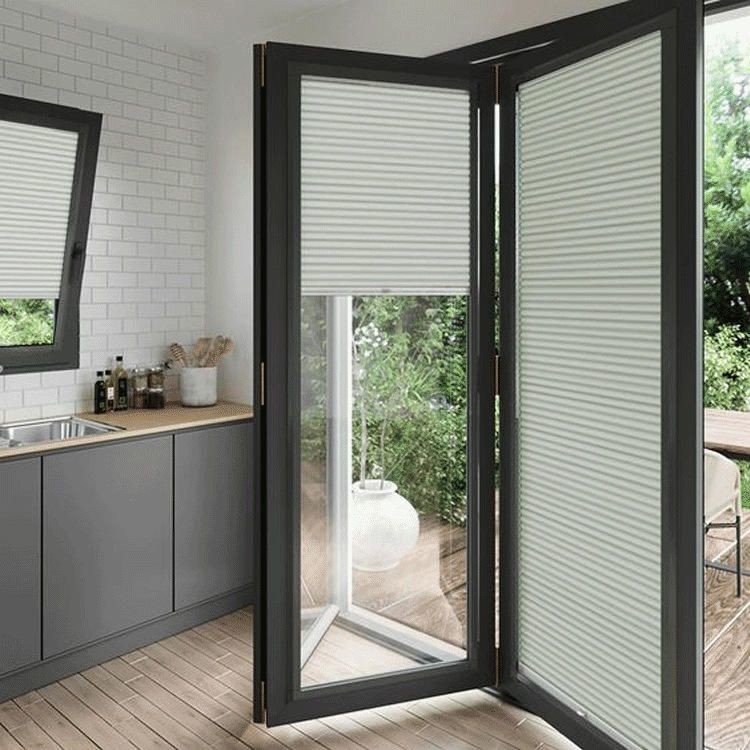Villa waterdichte dubbelvoudige buitenste aluminium dubbelvoudige deuren met niveau 9 winddrukweerstand