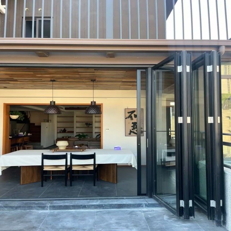 Hoogwaardige thermische doorbraak aluminium vouwglas deur met dubbel glas voor buitenruimtes